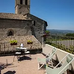App. Con Terrazza Panoramica In Centro-montefalco Apartamento *