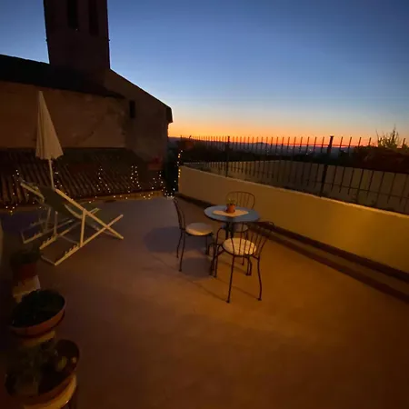 Apartamento App. Con Terrazza Panoramica In Centro-montefalco *
